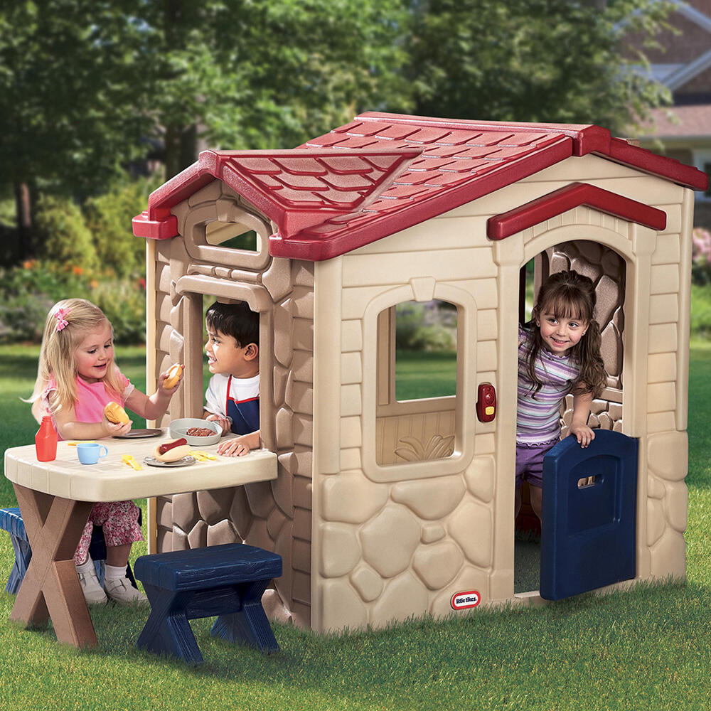 Picnic house in the yard
