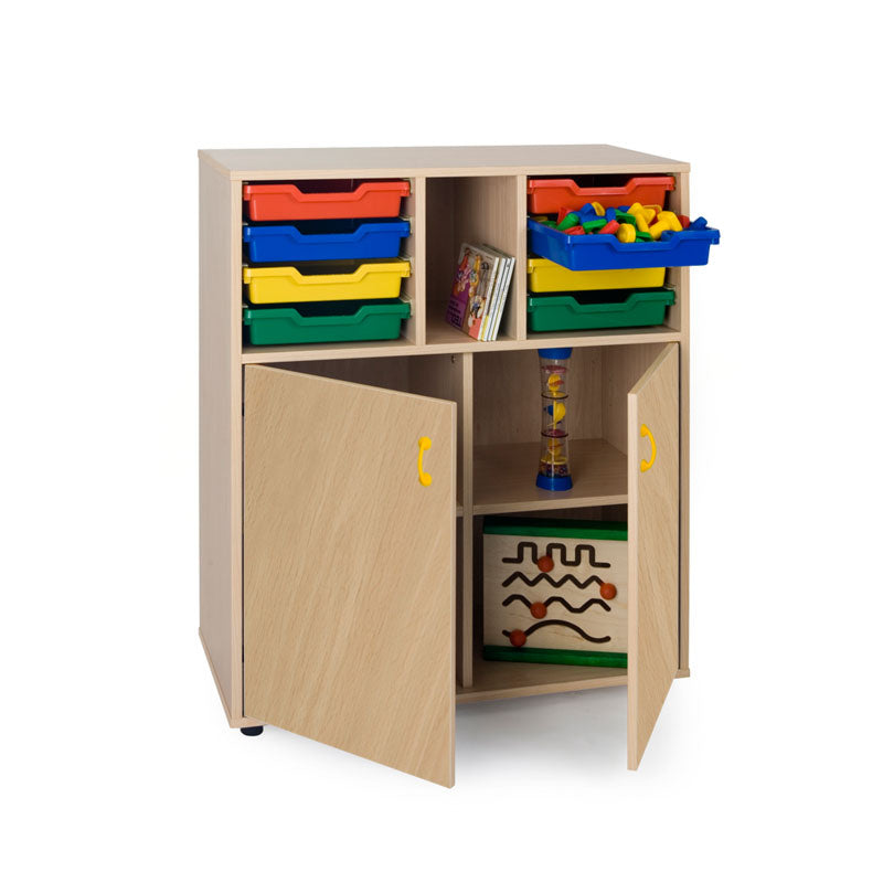 NE Line cabinet, size M, closed bottom and compartment for boxes on top.