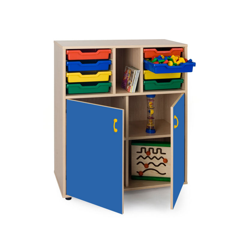 NE Line cabinet, size M, closed bottom and compartment for boxes on top.