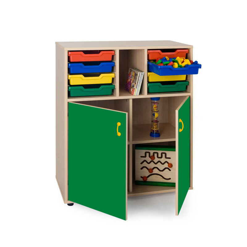 NE Line cabinet, size M, closed bottom and compartment for boxes on top.