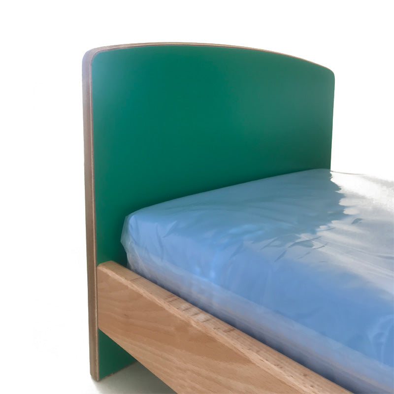 Cama miniatura em madeira - Sílaba