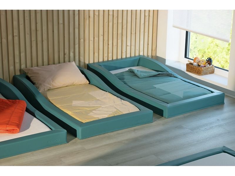 Cama em espuma com inclinação