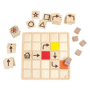 Jogo de código em madeira