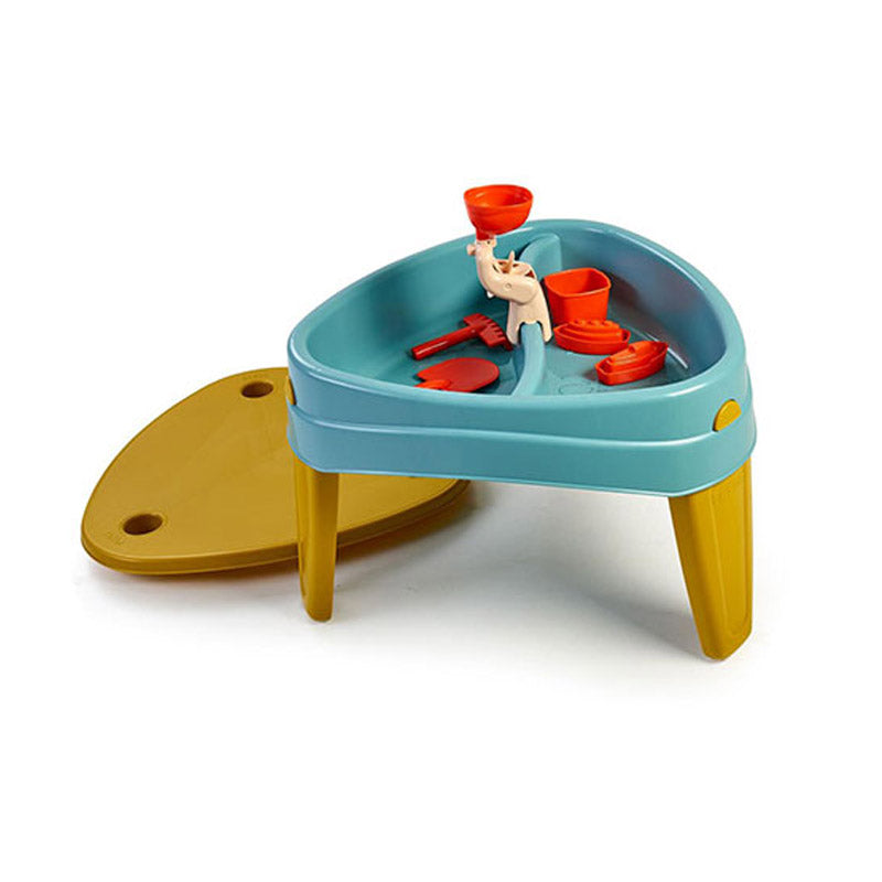 Mesa de agua y arena para juegos casuales