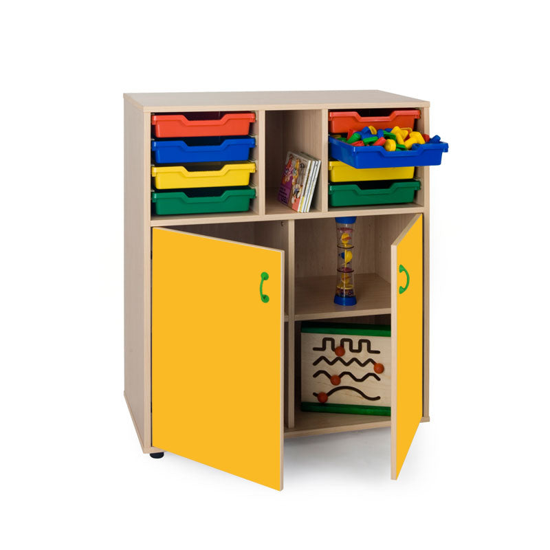 NE Line cabinet, size M, closed bottom and compartment for boxes on top.