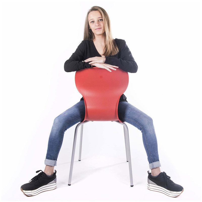 Mia Basic student chair