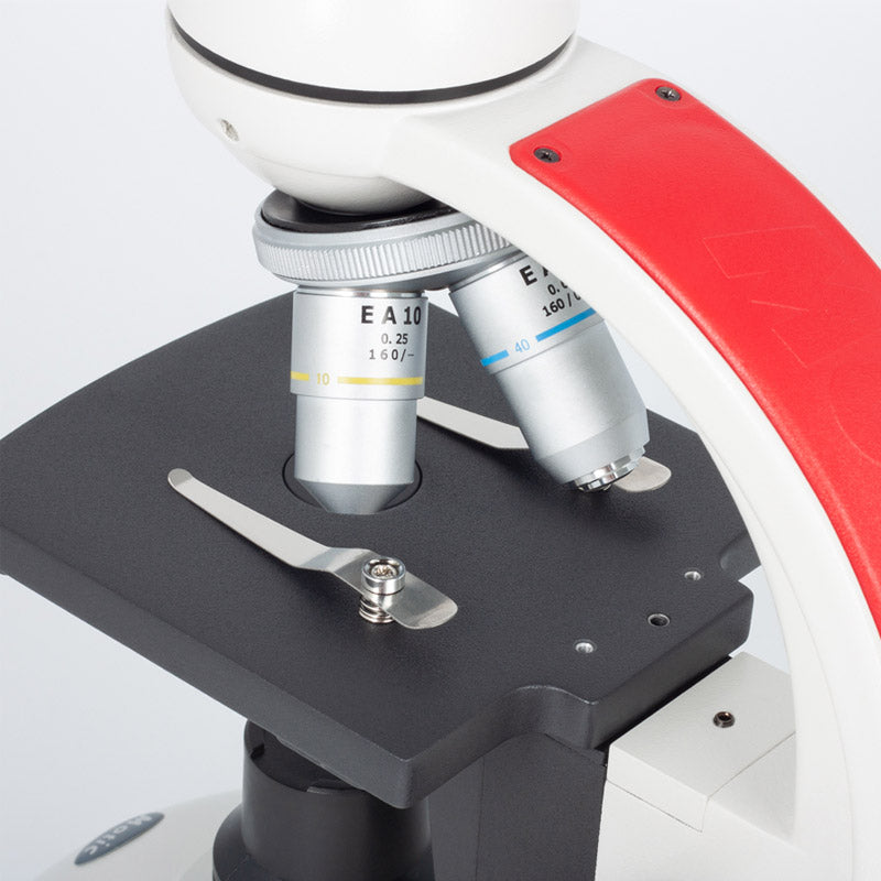 Microscópio Monocular