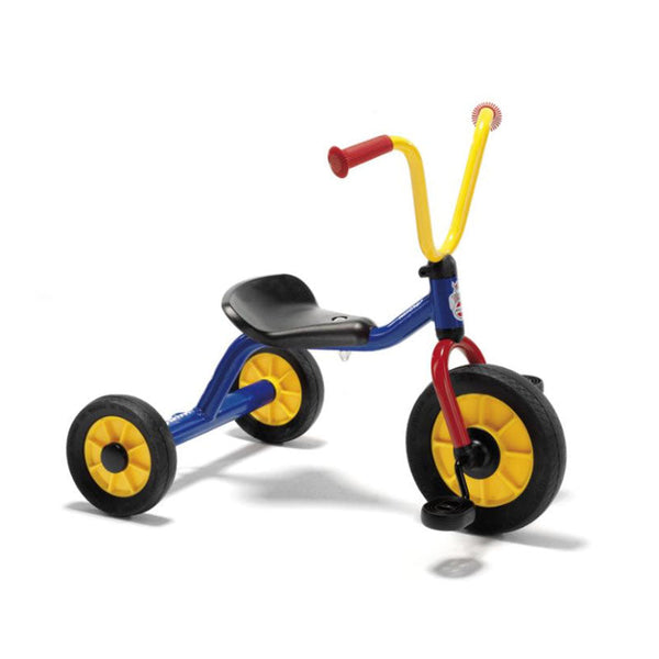 Triciclo com pedais para crianças
